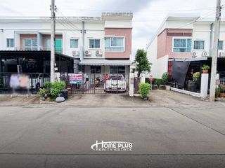 For sale 3 bedrooms townhouse in Lam Luk Ka, Pathum Thani