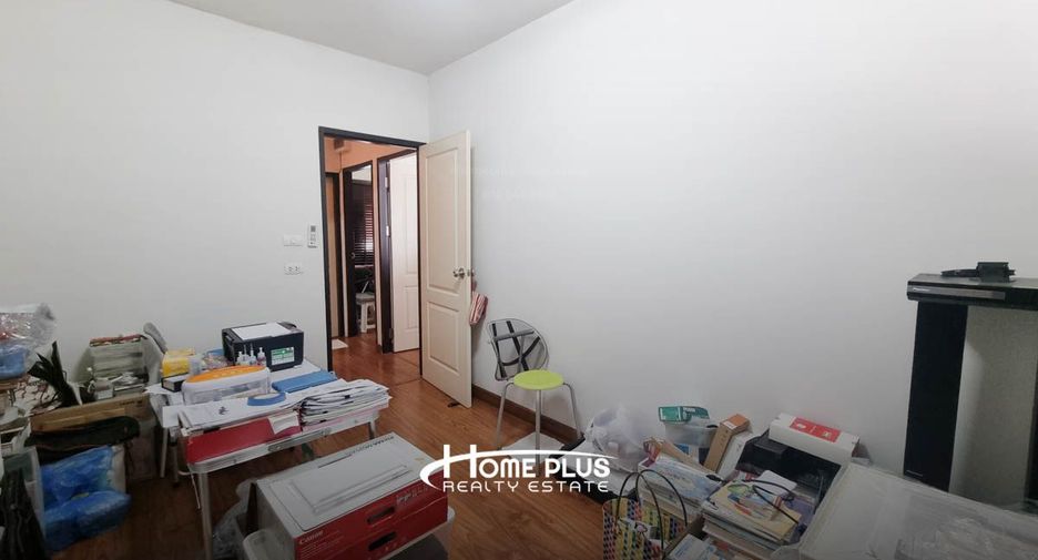 For sale 3 bedrooms townhouse in Lam Luk Ka, Pathum Thani