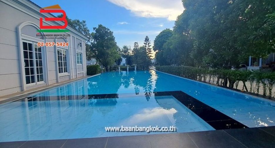 For sale 4 bedrooms house in Bueng Kum, Bangkok