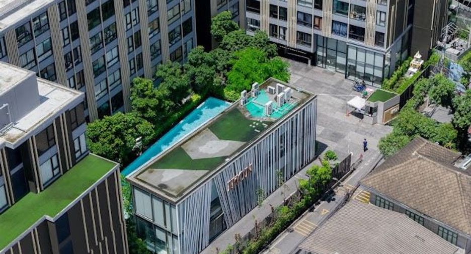 For sale 2 bedrooms condo in Suan Luang, Bangkok