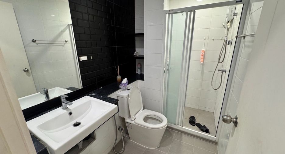 For rent 2 bedrooms condo in Mueang Chiang Mai, Chiang Mai
