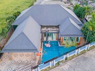 For Rent 4 Bedroom Villa In Bang Lamung, Chonburi