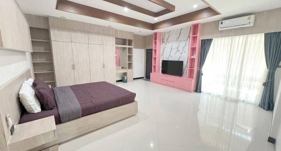 For rent and for sale 4 bedrooms villa in Bang Lamung, Chonburi