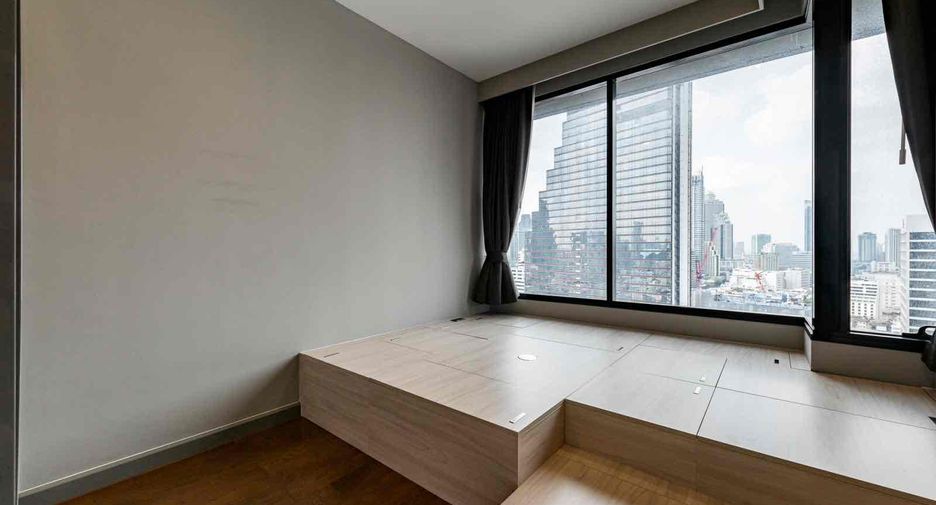 Wohnung zur Miete und zum Kauf mit 2 Zimmer in Bang Rak, Bangkok