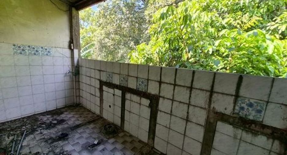 For sale 2 bedrooms townhouse in Bangkok Noi, Bangkok
