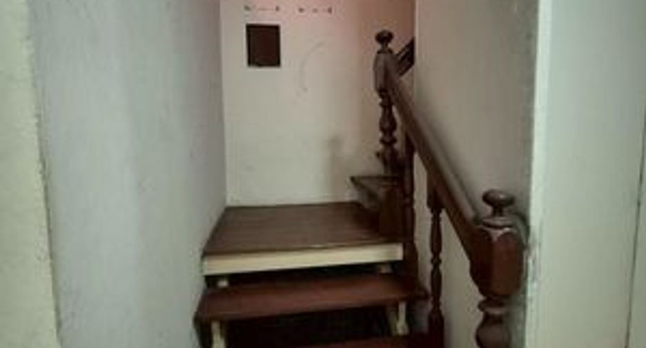 For sale 2 bedrooms townhouse in Bangkok Noi, Bangkok