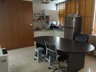 For rent office in Huai Khwang, Bangkok