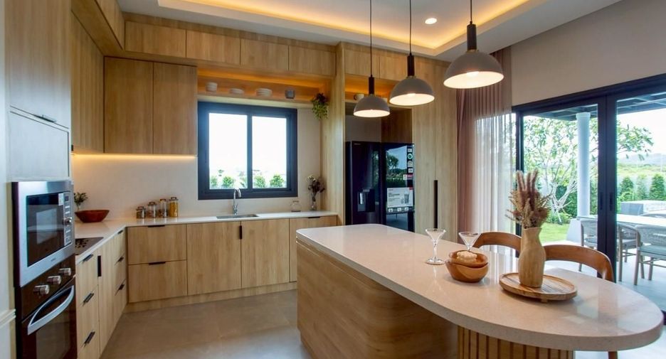 For sale 3 bedrooms house in Hua Hin, Prachuap Khiri Khan