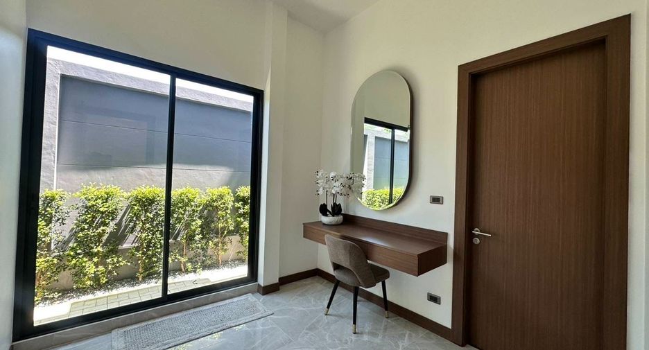For sale 3 ベッドルーム villa in Bang Lamung, Chonburi