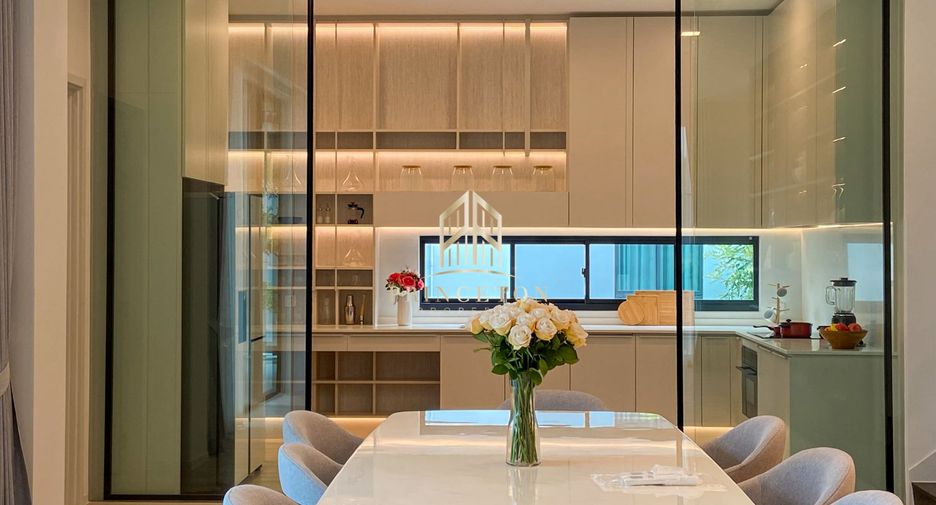 Haus zur Miete und zum Kauf mit 4 Zimmer in Saphan Sung, Bangkok