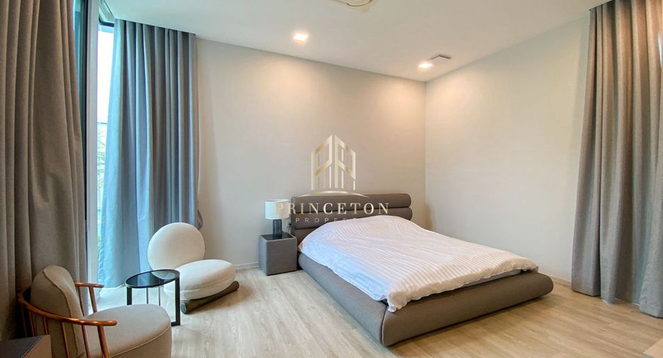 Haus zur Miete und zum Kauf mit 4 Zimmer in Saphan Sung, Bangkok