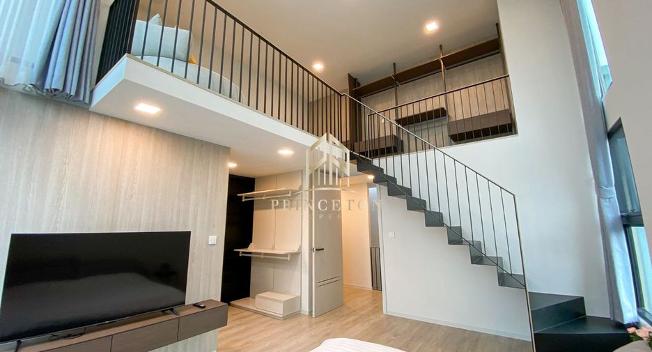 Haus zur Miete und zum Kauf mit 4 Zimmer in Saphan Sung, Bangkok