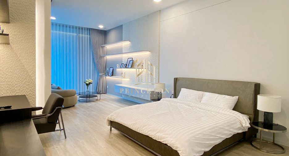 Haus zur Miete und zum Kauf mit 4 Zimmer in Saphan Sung, Bangkok