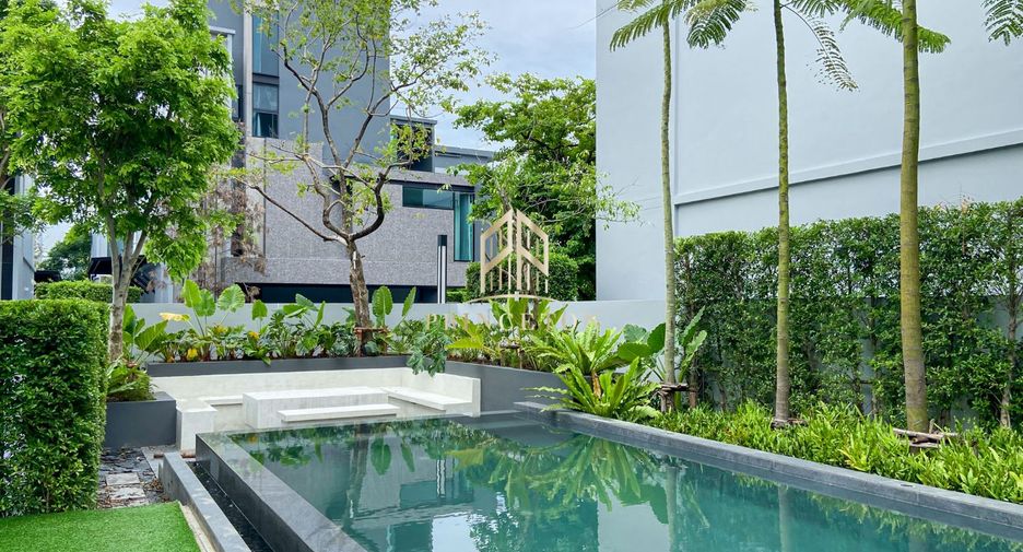 Haus zur Miete und zum Kauf mit 4 Zimmer in Saphan Sung, Bangkok
