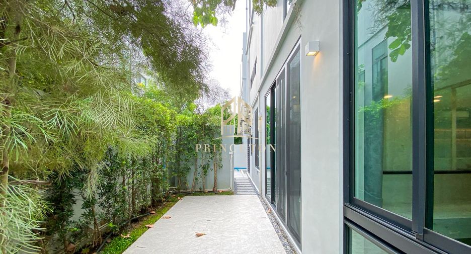 Haus zur Miete und zum Kauf mit 4 Zimmer in Saphan Sung, Bangkok