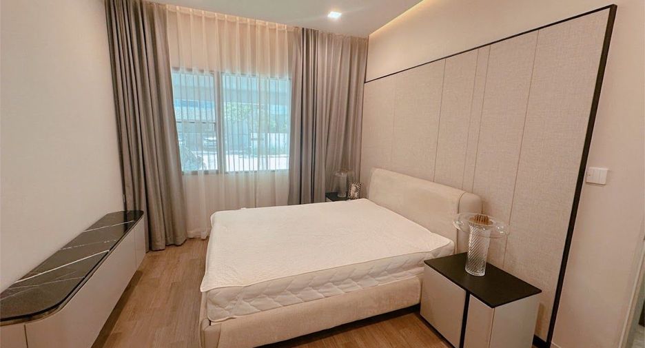 Haus zur Miete und zum Kauf mit 4 Zimmer in Bang Phli, Samut Prakan