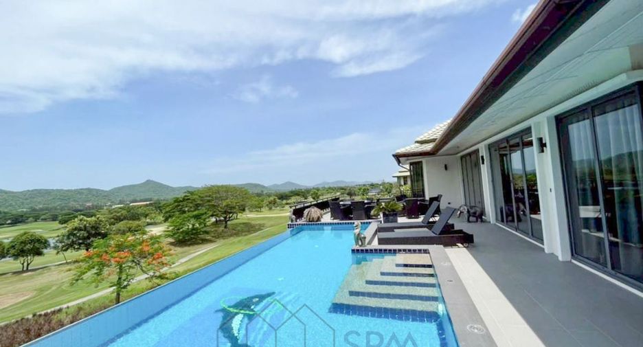 For sale 4 ベッドルーム villa in Hua Hin, Prachuap Khiri Khan