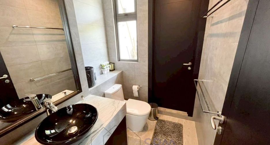 For sale 4 ベッドルーム villa in Hua Hin, Prachuap Khiri Khan