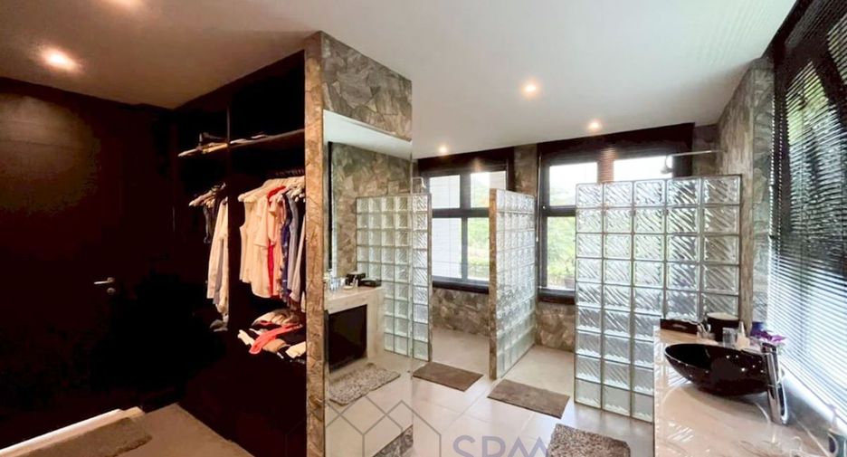 For sale 4 ベッドルーム villa in Hua Hin, Prachuap Khiri Khan