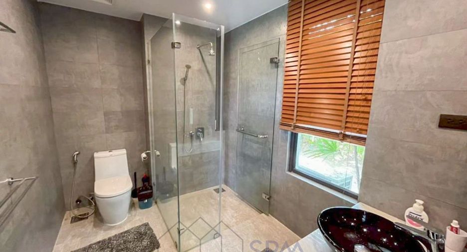 For sale 4 ベッドルーム villa in Hua Hin, Prachuap Khiri Khan