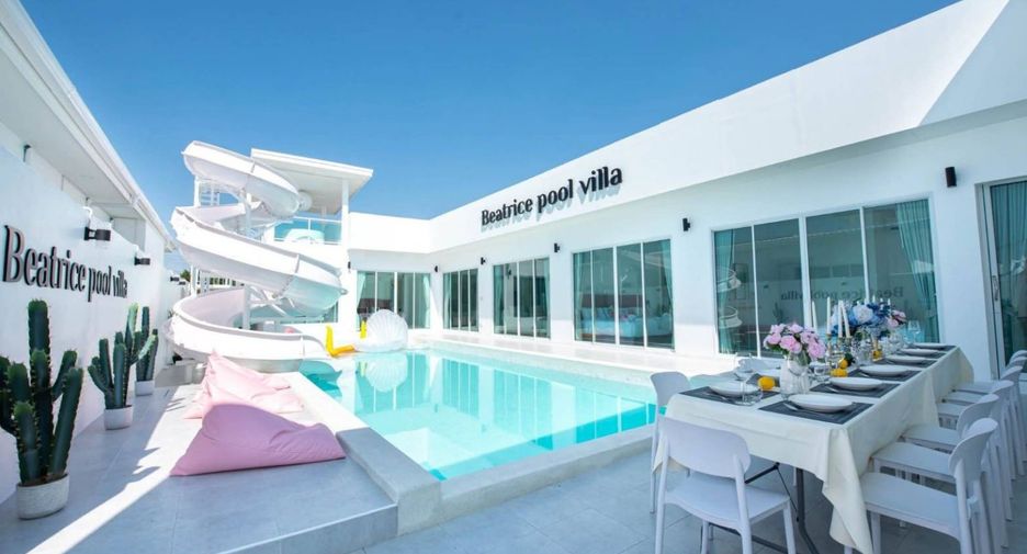 Villa zum Kauf mit 6 Zimmer in Bang Lamung, Chonburi