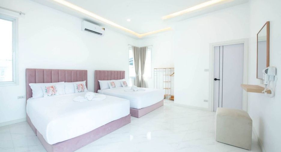 Villa zum Kauf mit 6 Zimmer in Bang Lamung, Chonburi