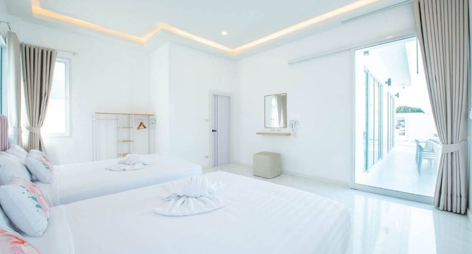 Villa zum Kauf mit 6 Zimmer in Bang Lamung, Chonburi