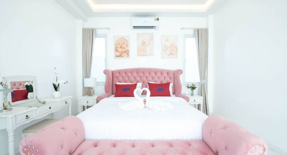 Villa zum Kauf mit 6 Zimmer in Bang Lamung, Chonburi