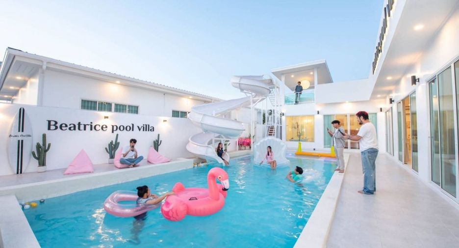 Villa zum Kauf mit 6 Zimmer in Bang Lamung, Chonburi