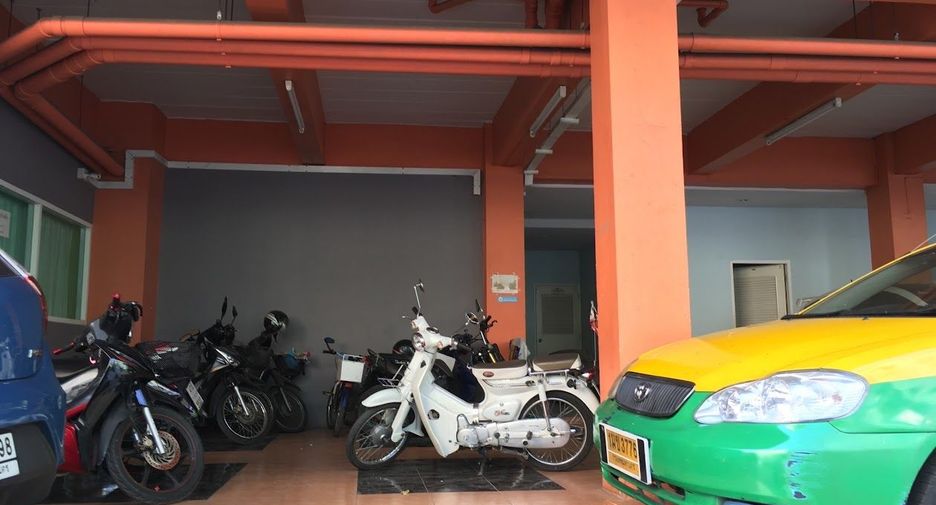 Gewerbefläche zum Kauf mit 27 Zimmer in Chatuchak, Bangkok