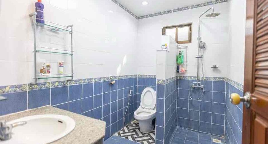 For rent 4 bedrooms house in Bang Lamung, Chonburi