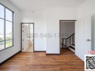 Casa adosada en alquiler de 3 habitaciones en Chatuchak, Bangkok