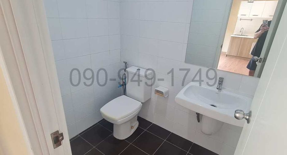For rent 2 bedrooms townhouse in Saphan Sung, Bangkok