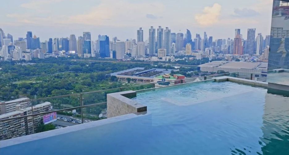 For rent 1 bed condo in Sathon, Bangkok