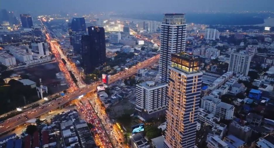 For rent 1 bed condo in Sathon, Bangkok