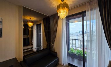 Condo en alquiler de 1 habitaciones en Sathon, Bangkok