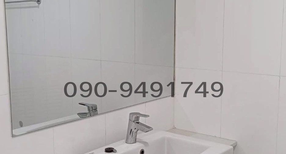 For rent 3 bedrooms townhouse in Lat Phrao, Bangkok