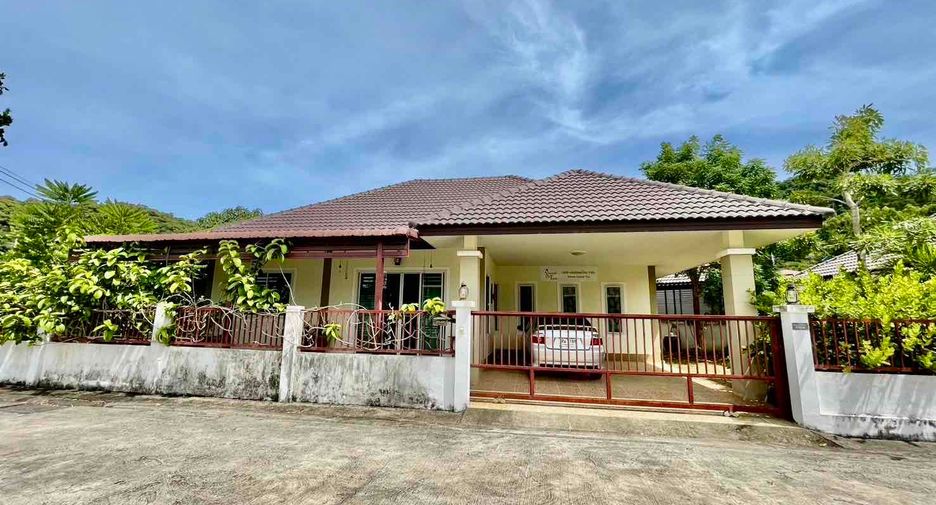 For sale 3 ベッドルーム house in Sattahip, Chonburi