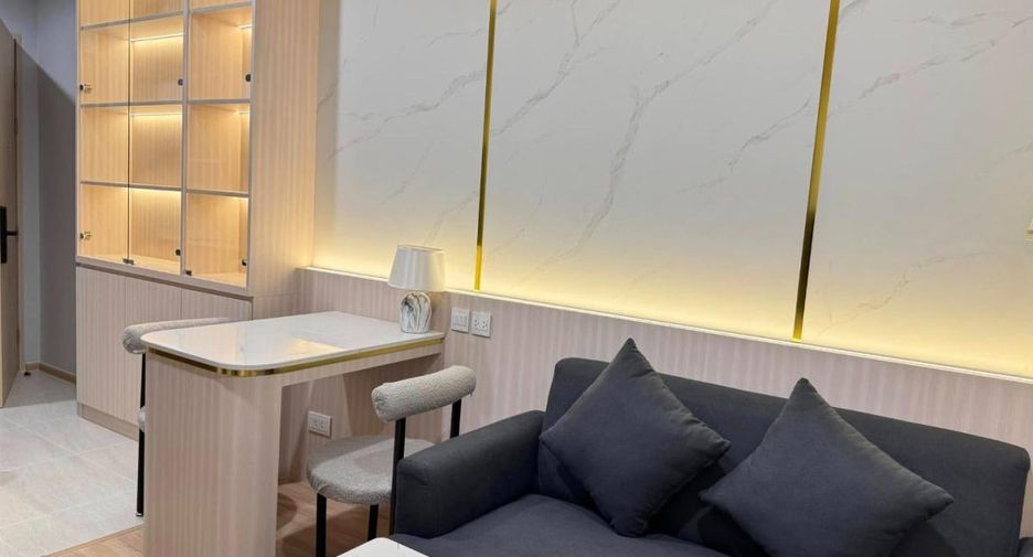 For rent 2 bedrooms condo in Bang Na, Bangkok