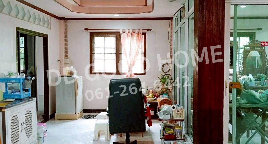 Продажа 6 спальни таунхаус в Bang Kruai, Нонтабури