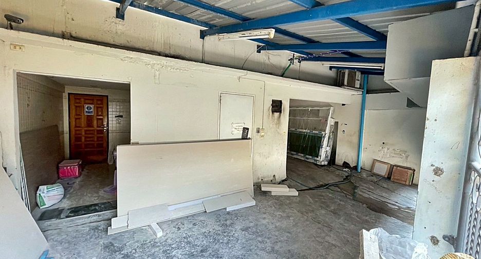 Local comercial en alquiler de 1 habitaciones en Mueang Samut Prakan, Samut Prakan