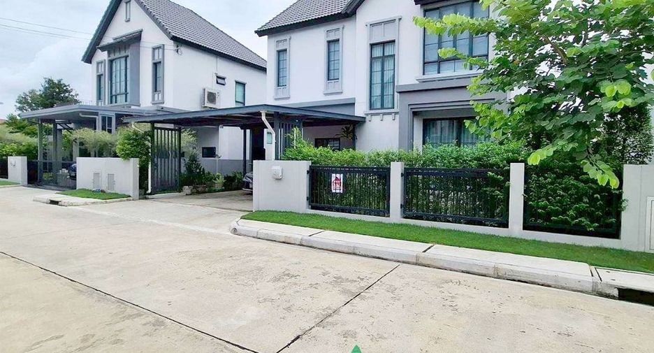 For sale 4 bedrooms house in Lat Krabang, Bangkok
