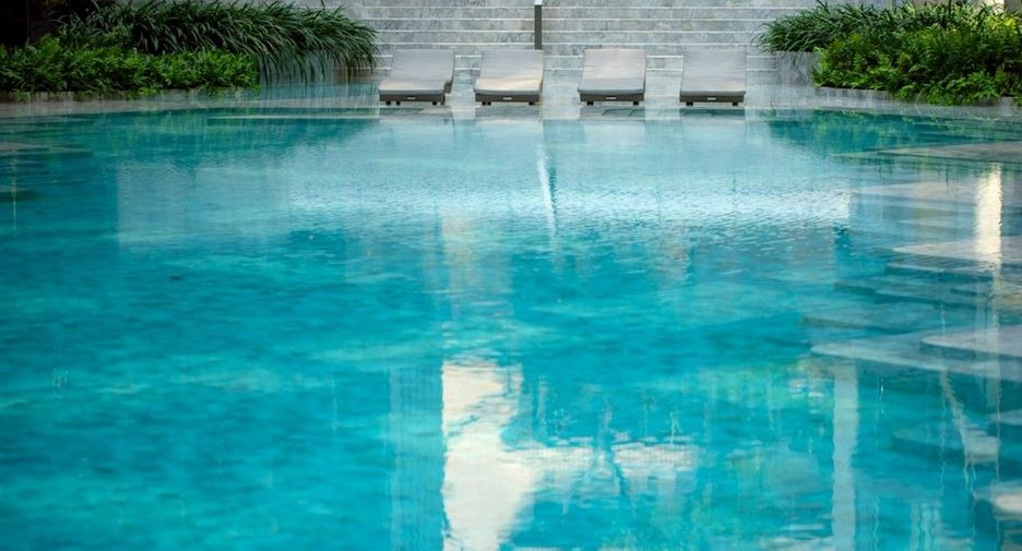 For rent 2 bedrooms condo in Watthana, Bangkok