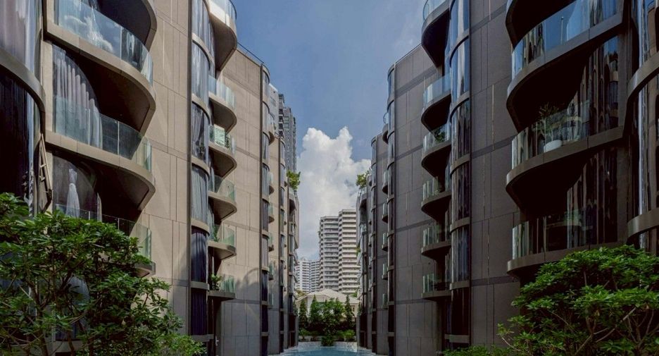 For rent 2 bedrooms condo in Watthana, Bangkok