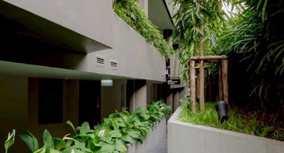 For rent 2 bedrooms condo in Watthana, Bangkok
