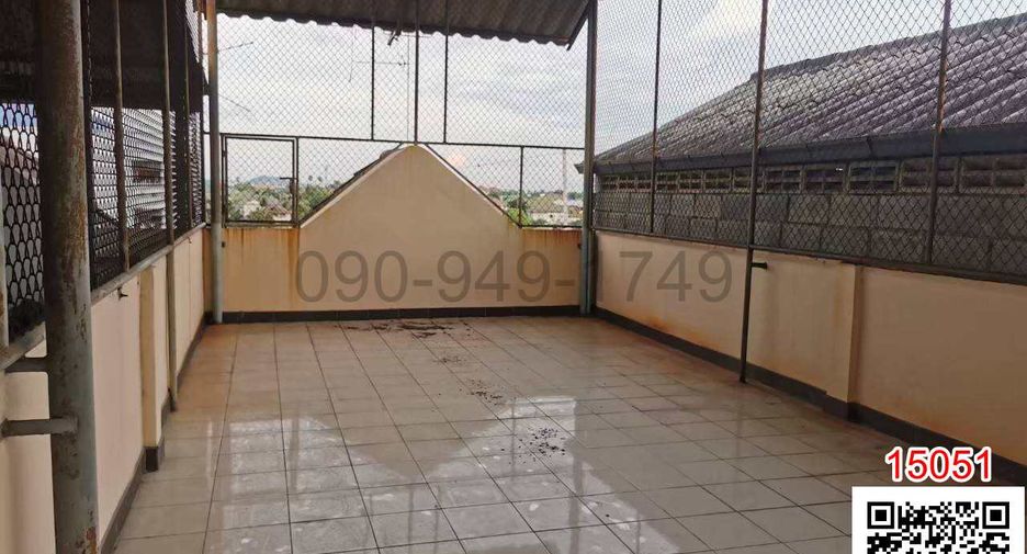 Local comercial en alquiler de 2 habitaciones en Mueang Chon Buri, Chonburi