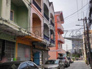For rent 2 bedrooms retail Space in Mueang Chon Buri, Chonburi