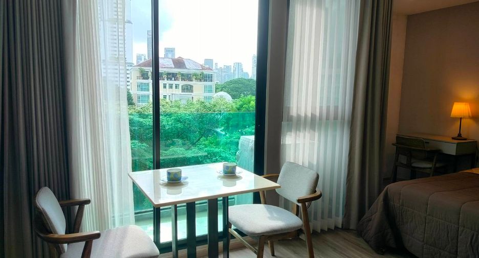 For rent 1 bed condo in Watthana, Bangkok