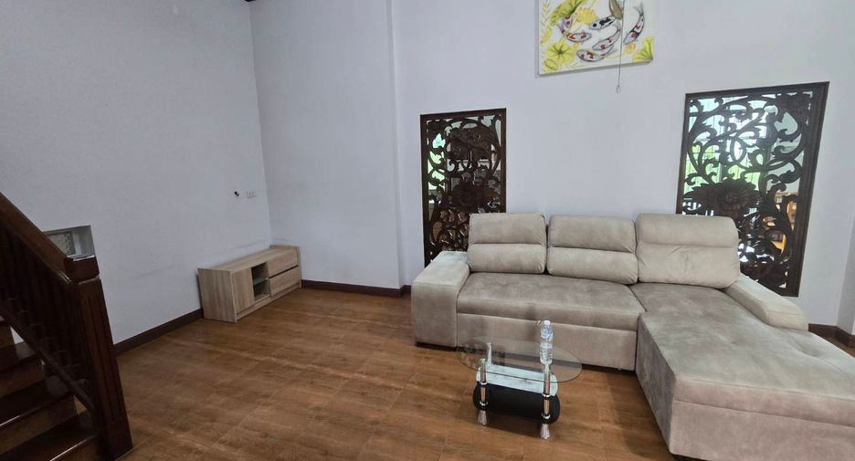 For rent 3 bedrooms house in Mueang Chiang Mai, Chiang Mai