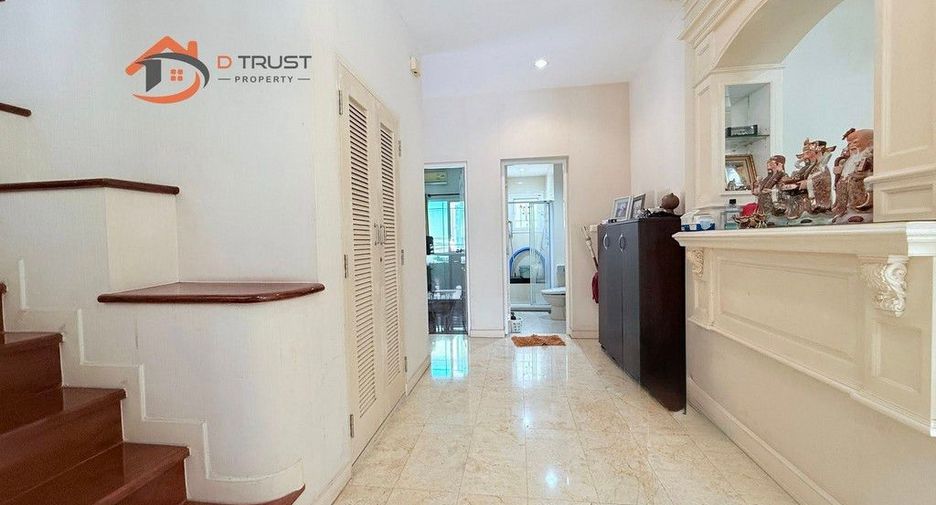 For sale 4 bedrooms house in Bang Phli, Samut Prakan